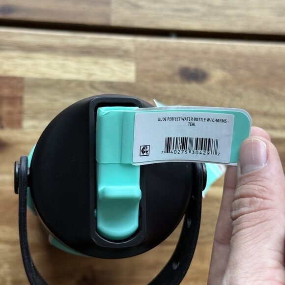 NWT Dude Perfect 24oz Water Bottle Teal w Handle & Leakproof Lid Missing Charms - Picture 9 of 12